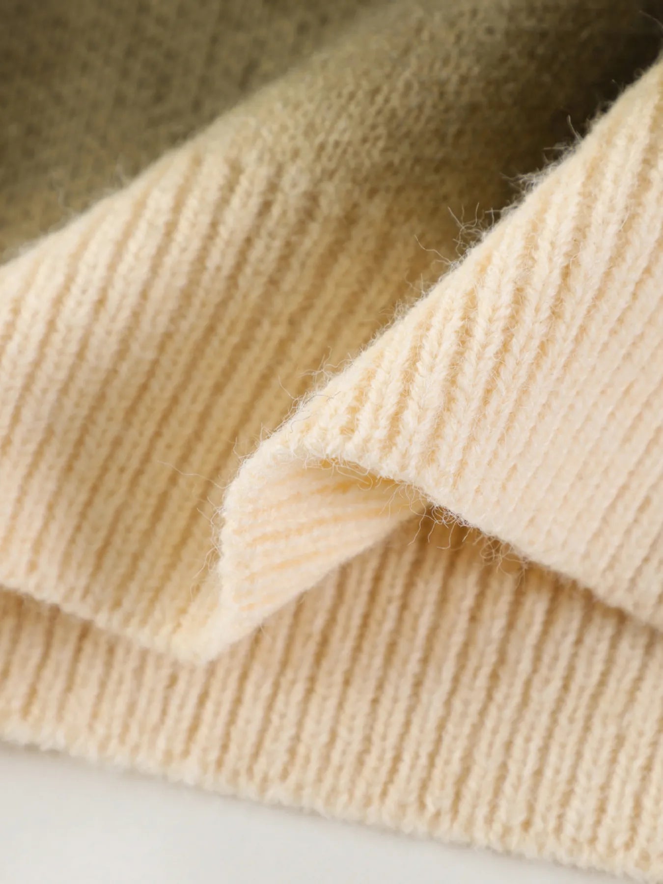 1e99db8f247f495f8e937d2ec5c5f1e8-Max-Origin